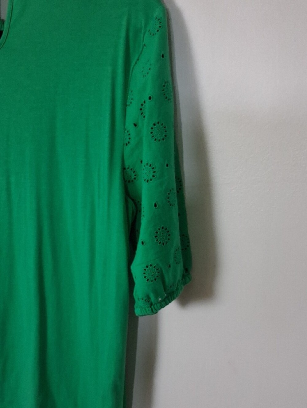 crown & ivy Bright Green Eyelet Ruffle Top - Picture 8 of 8